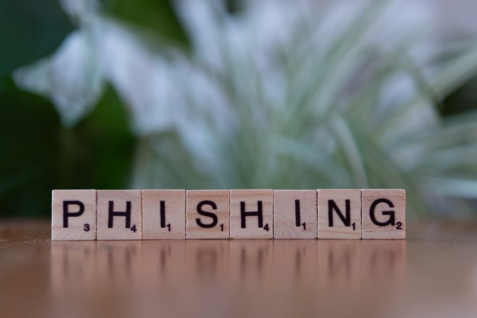 Phishing: como treinar a equipe para não cair em golpes por e-mail e mensagem